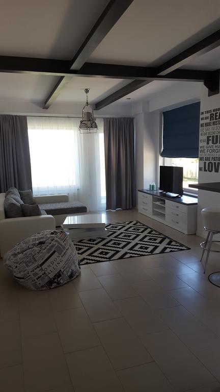 Le Reve Apartment Mamaia Nord Екстер'єр фото