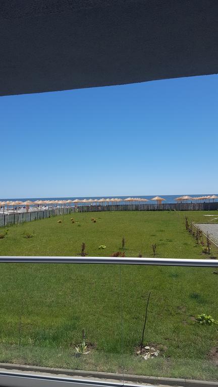 Le Reve Apartment Mamaia Nord Екстер'єр фото