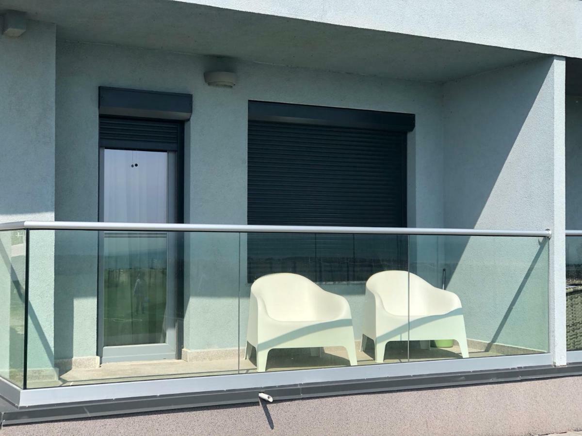 Le Reve Apartment Mamaia Nord Екстер'єр фото